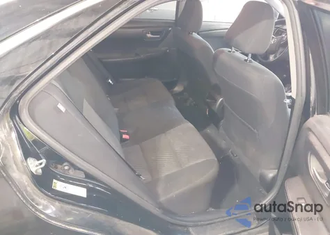 2017 Toyota Camry Le z USA, uszkodzony, nr VIN 4T1BF1FK7HU737878